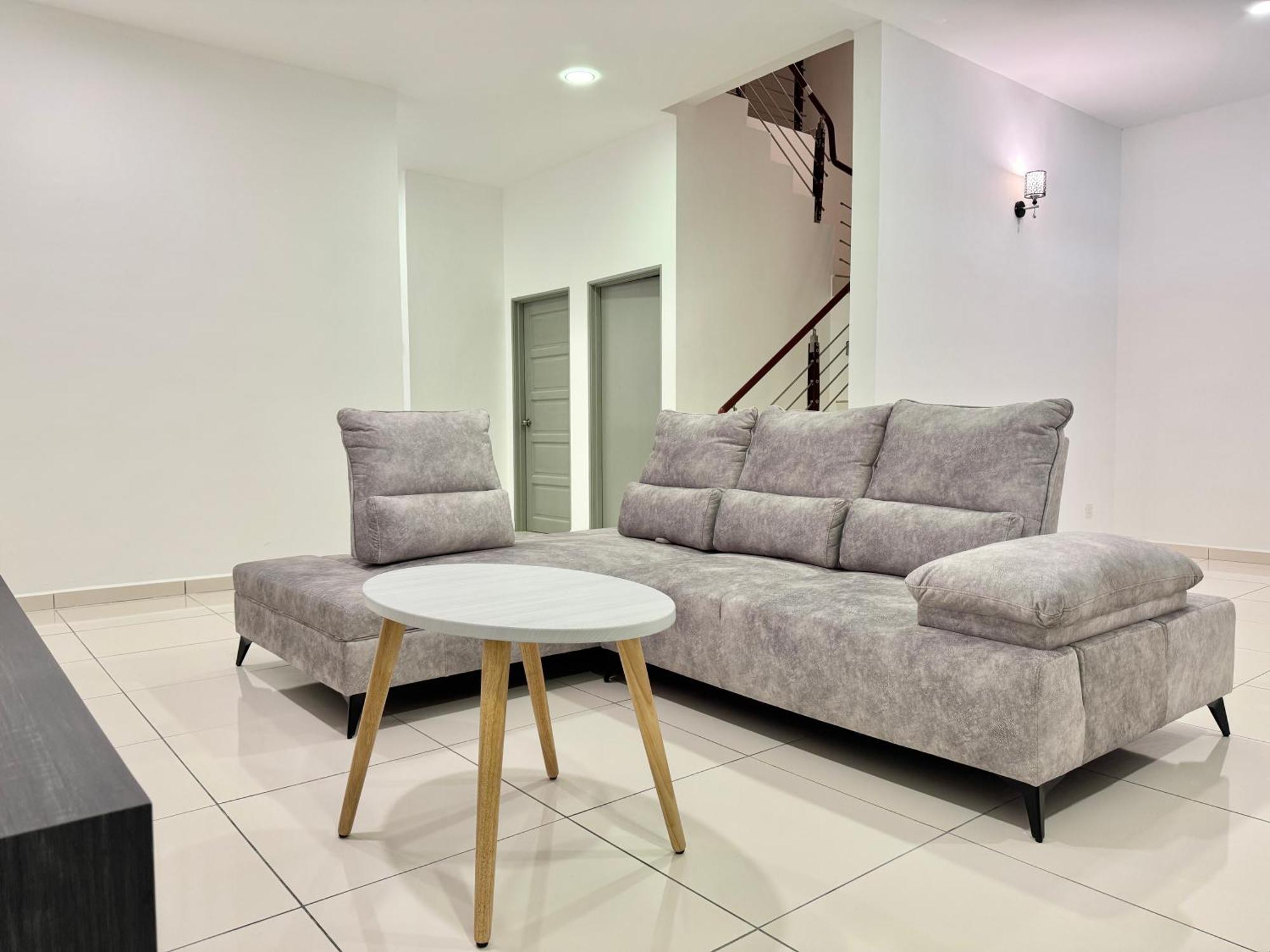 Langkawi Cozy Holiday Home At Taman Simfoni By Zervin Kuah Exterior photo